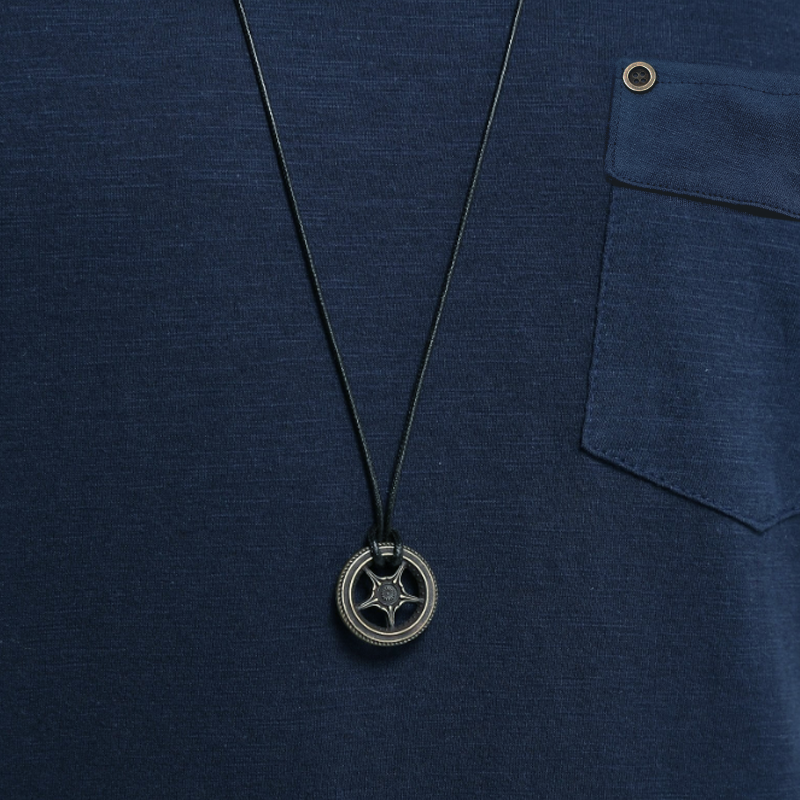 Chino | Men's Classic V-Neck Pocket T-Shirt