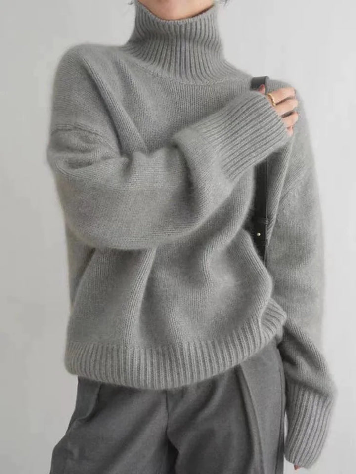 Samantha | Women's Luxe Cashmere Turtleneck Sweater