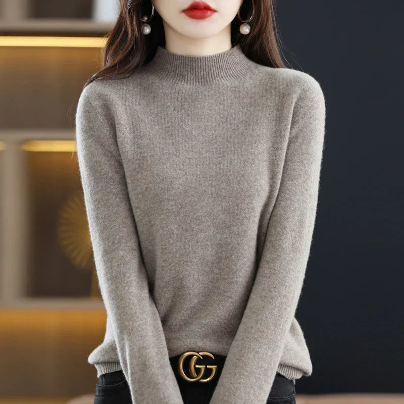 Rosie | Women's Luxurious Cashmere Turtleneck Sweater