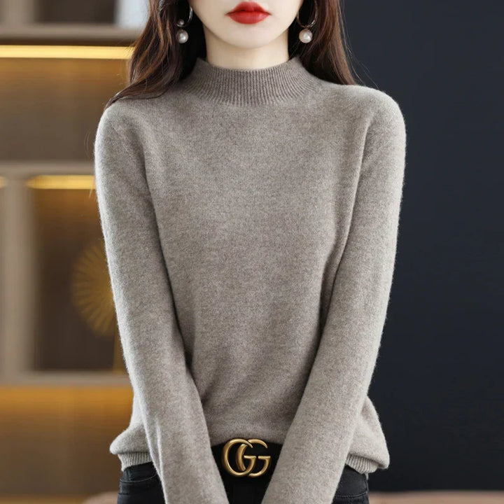 Rosie | Women's Luxurious Cashmere Turtleneck Sweater