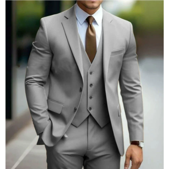 Vaughn | Men's Tailored Slim-Fit Three-Piece Suit
