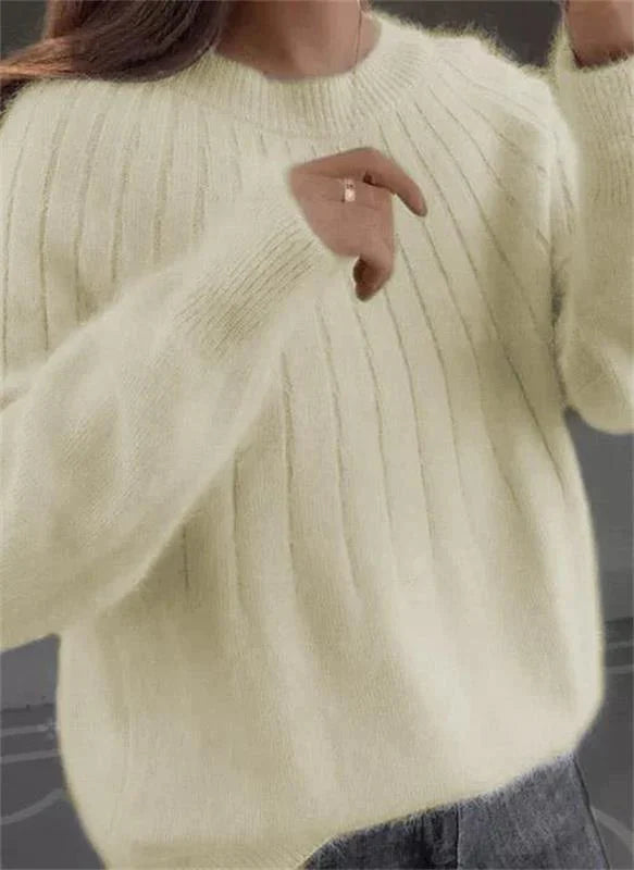 Violett | Women's Plush Ribbed Knit Sweater